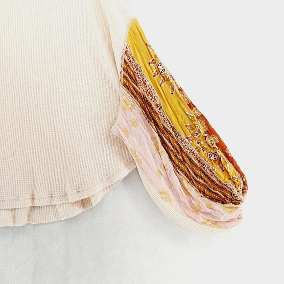 Free People We the Free Blossom Thermal  Light Pink Boho Oversized Top P1678 - Picture 4 of 10